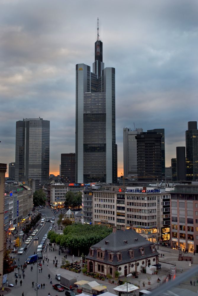 guía de Frankfurt - Torre Commerzbank