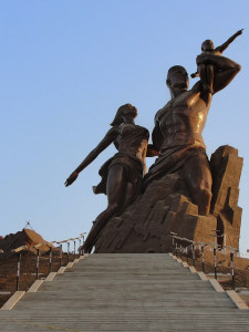 monumento al renacimiento africano 1
