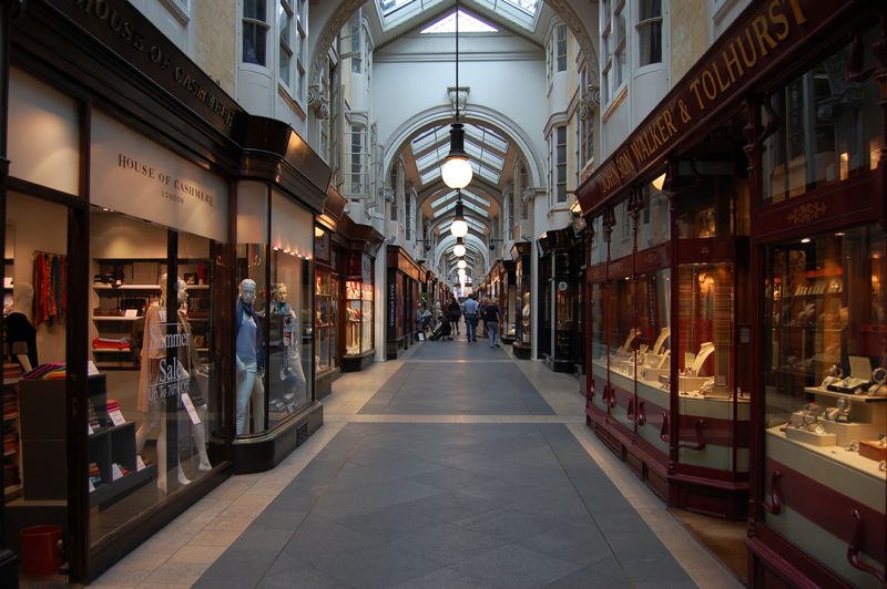 Burlington Arcade, Londres