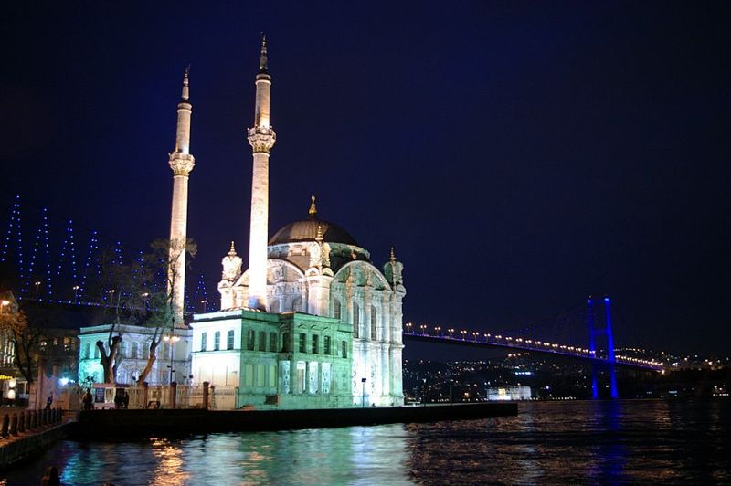 Mezquita de Ortaköy, Estambul