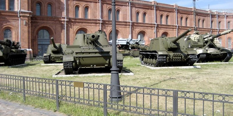 Museo de artillería en San Petersburgo