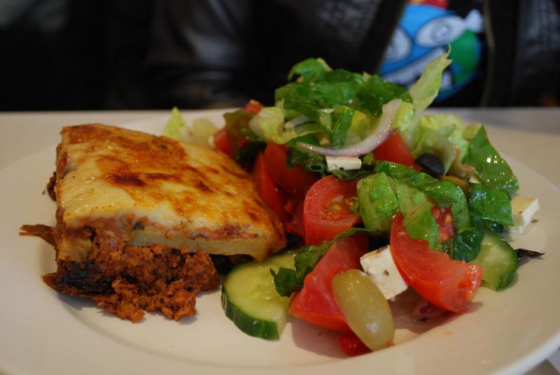 moussaka, Atenas