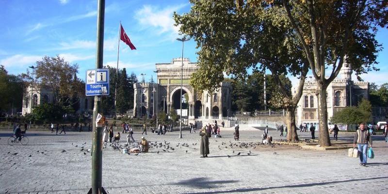 Plaza Beyazit, Estambul