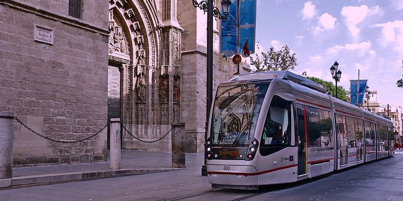 El transporte en Murcia | Tranvía, autobús, taxi